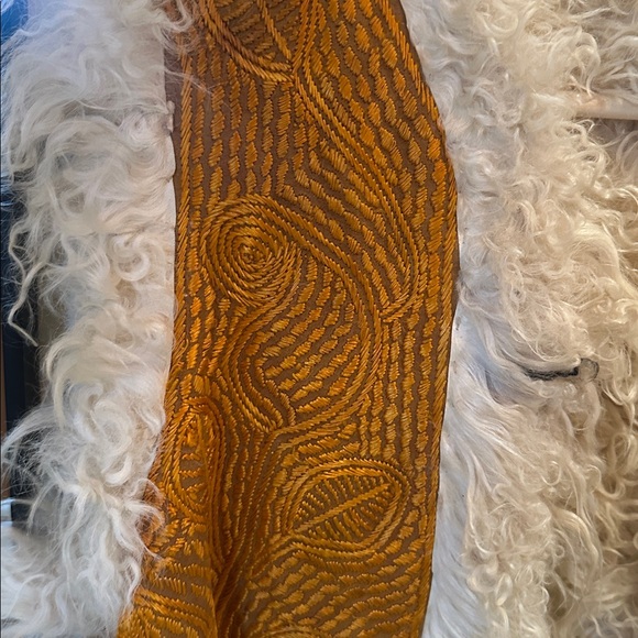 Vintage Sherpa Embroidered Vest - Picture 2 of 8